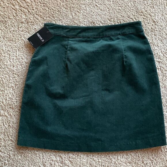 NWT Forever 21 Green Corduroy Zip Front mini Skirt, Small - Picture 6 of 6
